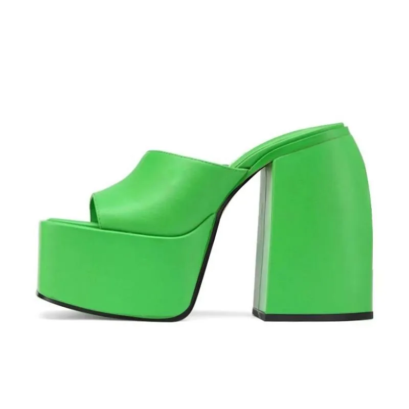 Strada Heels